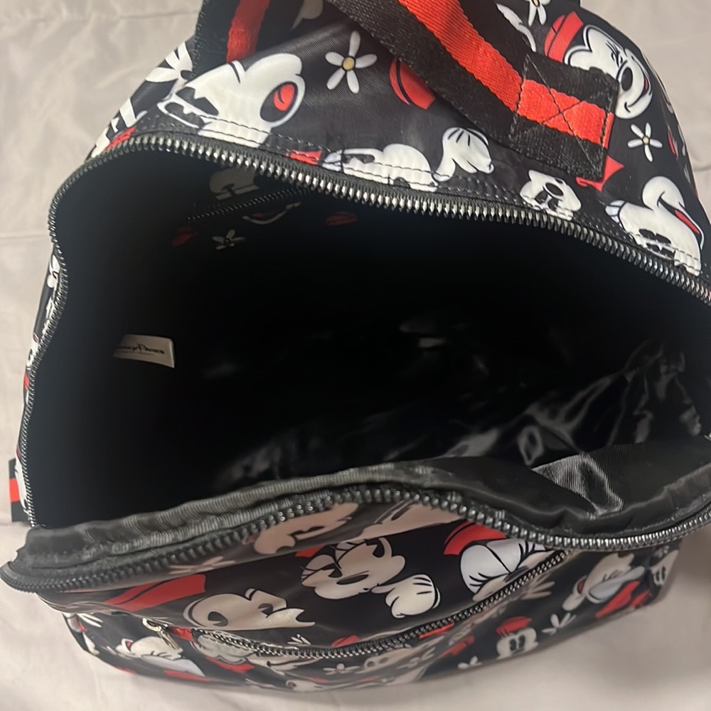 Minnie Mouse Backpack - Picture 3 of 4